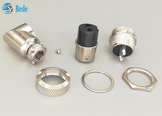 Männliches und weibliches Zink-Legierungs-Material-Schweißen GX16 2 Pin Aviation Connector Plug 90 Dehree