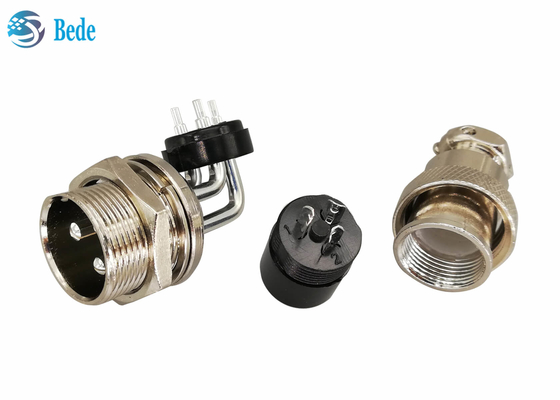 GX 20 2 3 4 Pin Aviation Connector Elbow Male und gerades weibliches Ausrüstungs-Platten-Berg-Verbindungsstück