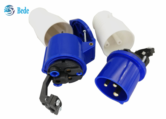 Koppler-Art des einphasig-industrielle Stecker-und Sockel-P+N+E blaue der Farbe220-250v 16A