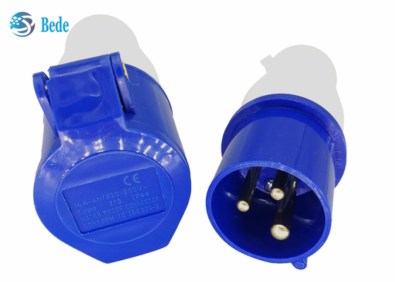 Koppler-Art des einphasig-industrielle Stecker-und Sockel-P+N+E blaue der Farbe220-250v 16A