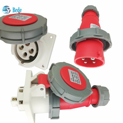 4 Pins Industrieanschluss und Plattenanschluss 32A 380~415V Schutzniveau IP67