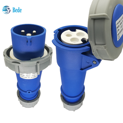 Zuverlässige Einphasen-Industrialsteckdose - Spannung 220V-250V 16A 3Pins Docking-Typ